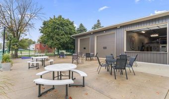 2405 4th St NW, Austin, MN 55912