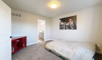 39 Harmony St, Buffalo, WY 82834