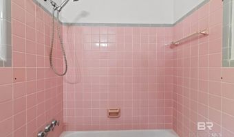 402 E Poplar St, Atmore, AL 36502