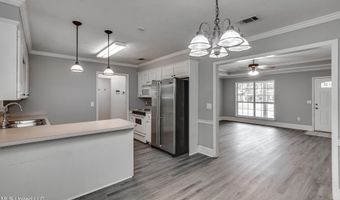 154 Chestnut Dr, Brandon, MS 39047