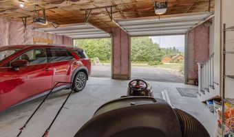 101 Loft Cir, Campton, NH 03223