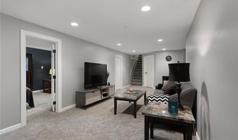 120 Ridge Rd, Albert Lea, MN 56007