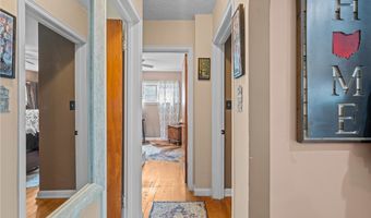 1885 Stabler Rd, Akron, OH 44313