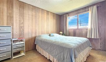 1418 Kuahaka St, Pearl City, HI 96782