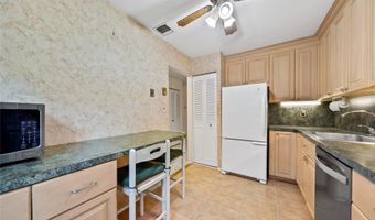 75 Harbor N, Amityville, NY 11701