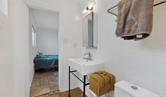 855 Foxcroft Loop, Bosque Farms, NM 87068