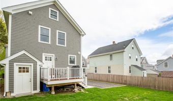 5 Gillies Ct, Newport, RI 02840