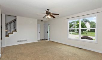 2010 SE Clover Ridge Dr, Ankeny, IA 50021