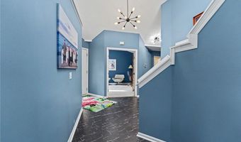 959 Grand View Ln, Aurora, OH 44202