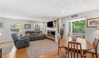 434 N Quidnessett Rd, North Kingstown, RI 02852