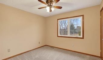 1618 5th Ave SW, Altoona, IA 50009