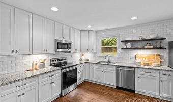 3320 Eastwood Dr, Charlotte, NC 28205