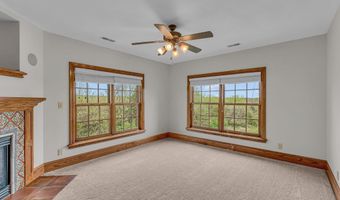 1548 N 800 Rd, Baldwin City, KS 66006