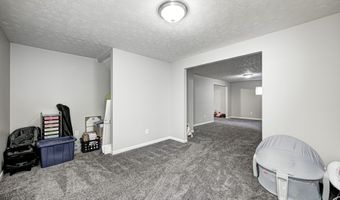 8557 Vyners Ln, Avon, IN 46123