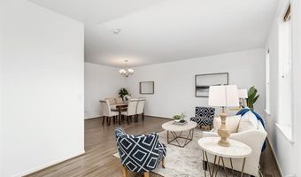 2769 Ashcombe Dr, Ann Arbor, MI 48105