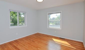 3187 Plymouth Rd Rd, Ann Arbor, MI 48105