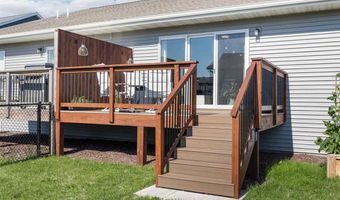 780 Brook Ridge Ave, North Liberty, IA 52317