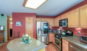 1136 Stewarton, Cincinnati, OH 45102