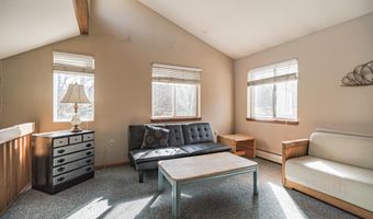 82 LINDBERGH Cir, Albrightsville, PA 18210