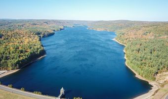 2 Bsullak Rd, Barkhamsted, CT 06063