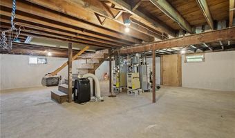 58 Perkins Ave, Cranston, RI 02910
