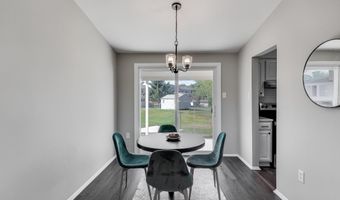 1698 DOUGLAS Dr, Carlisle, PA 17013