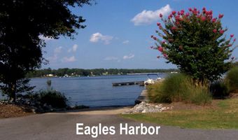 420 Eagles Harbor Dr, Hodges, SC 29653