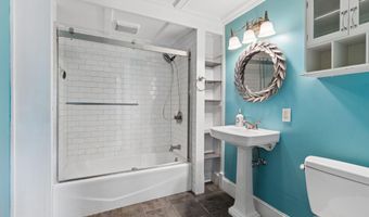 96 Western Promenade, Auburn, ME 04210