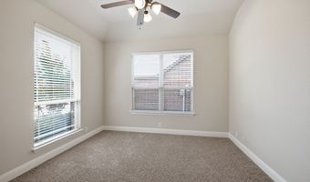515 Lakeview Dr, Alvarado, TX 76009