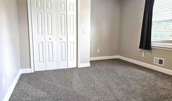 904 Sunnyhill Dr, Camden, SC 29020