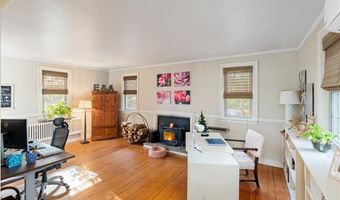 276 Pawtucket Ave, East Providence, RI 02916