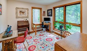 2877 Glacier Valley Rd, Fitchburg, WI 53711