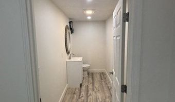 625 Main St, Acushnet, MA 02743