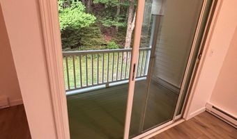 66 Nashville Rd J, Bethel, CT 06801