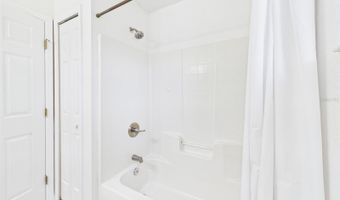 128 EAGLE POINT Blvd, Auburndale, FL 33823