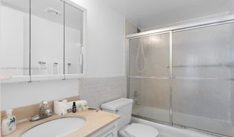 9440 W Bay Harbor Dr 4B, Bay Harbor Islands, FL 33154