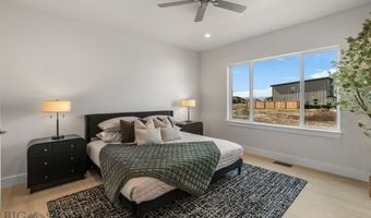 813 Spaniel Ln, Belgrade, MT 59714