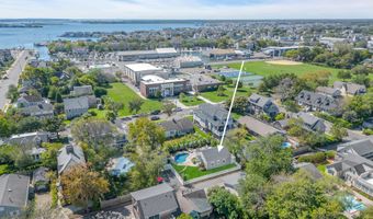 141 Maple Dr, Bay Head, NJ 08742