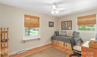25 Brookcliff Dr, Asheville, NC 28804