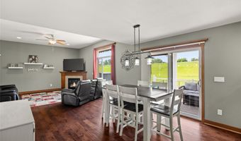 1444 Marina Cove Dr, Polk City, IA 50226