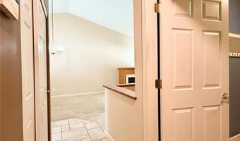 10218 Carlton Place Ct, Affton, MO 63123