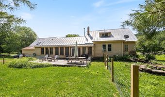 71 Eagle Peak Rd, Brookfield, VT 05060