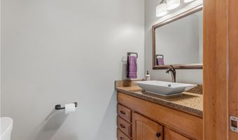 3 Courtney Ln, Hopkinton, RI 02832