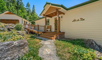 17544 E Arapaho Rd, Bayview, ID 83803