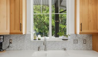 223 E 2050 N, Centerville, UT 84014