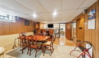 3350 Black Oak Ln, Austintown, OH 44511