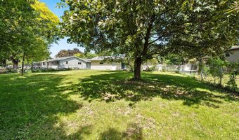 1545 N BLOSSOM Dr, Appleton, WI 54914