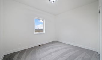 985 RANGE LINE Rd, Cheyenne, WY 82009