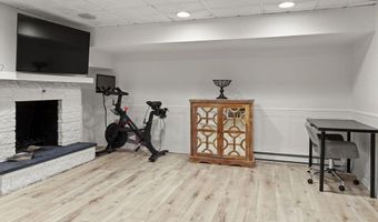 93 Wildwood Trl, East Greenwich, RI 02818