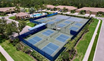 5663 SUNSET FALLS Dr, Apollo Beach, FL 33572
